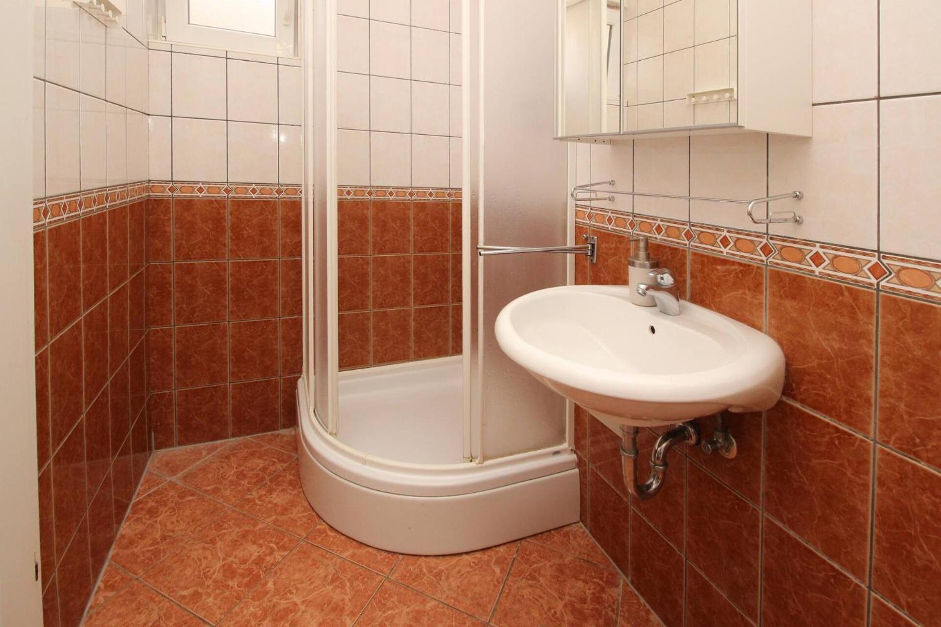 Apartments Lovincic Башка Екстер'єр фото