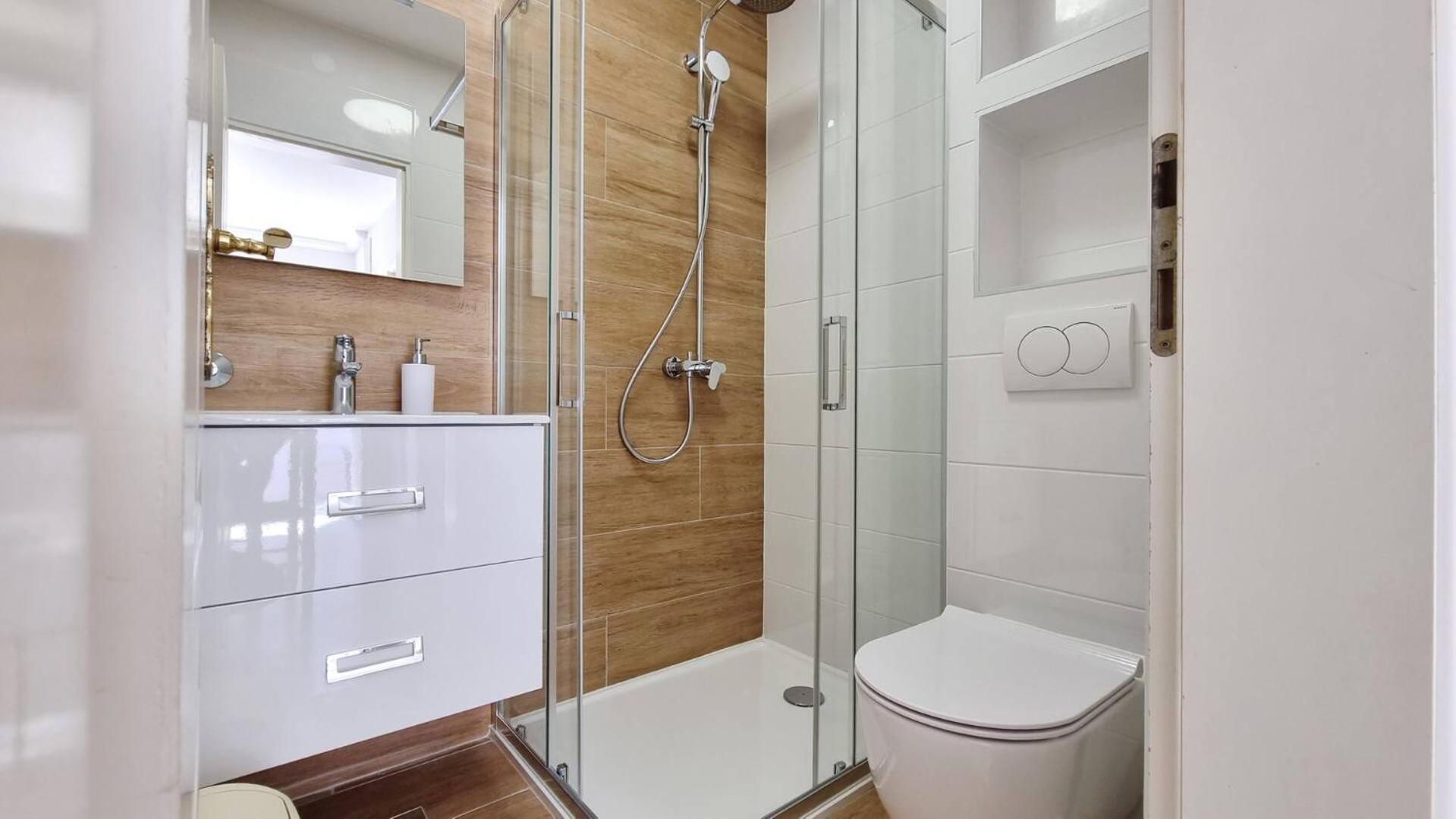 Apartments Lovincic Башка Екстер'єр фото